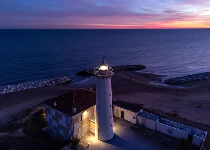 Апартаменти Bright In *